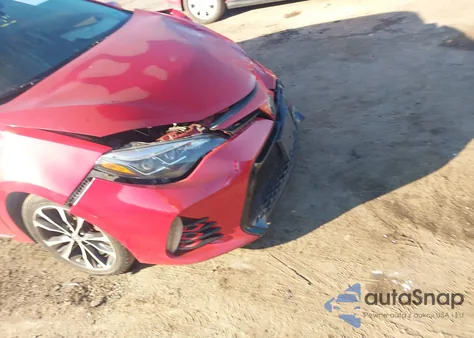 2018 Toyota Corolla Se z USA, uszkodzony, nr VIN 2T1BURHEXJC049375